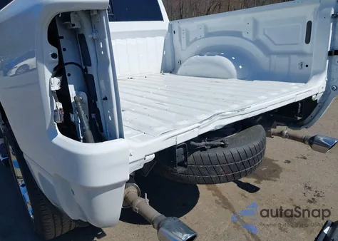 2024 Ram 1500 Big Horn 4X4 5'7 Box from USA, damaged, VIN 1C6SRFFT8RN107517